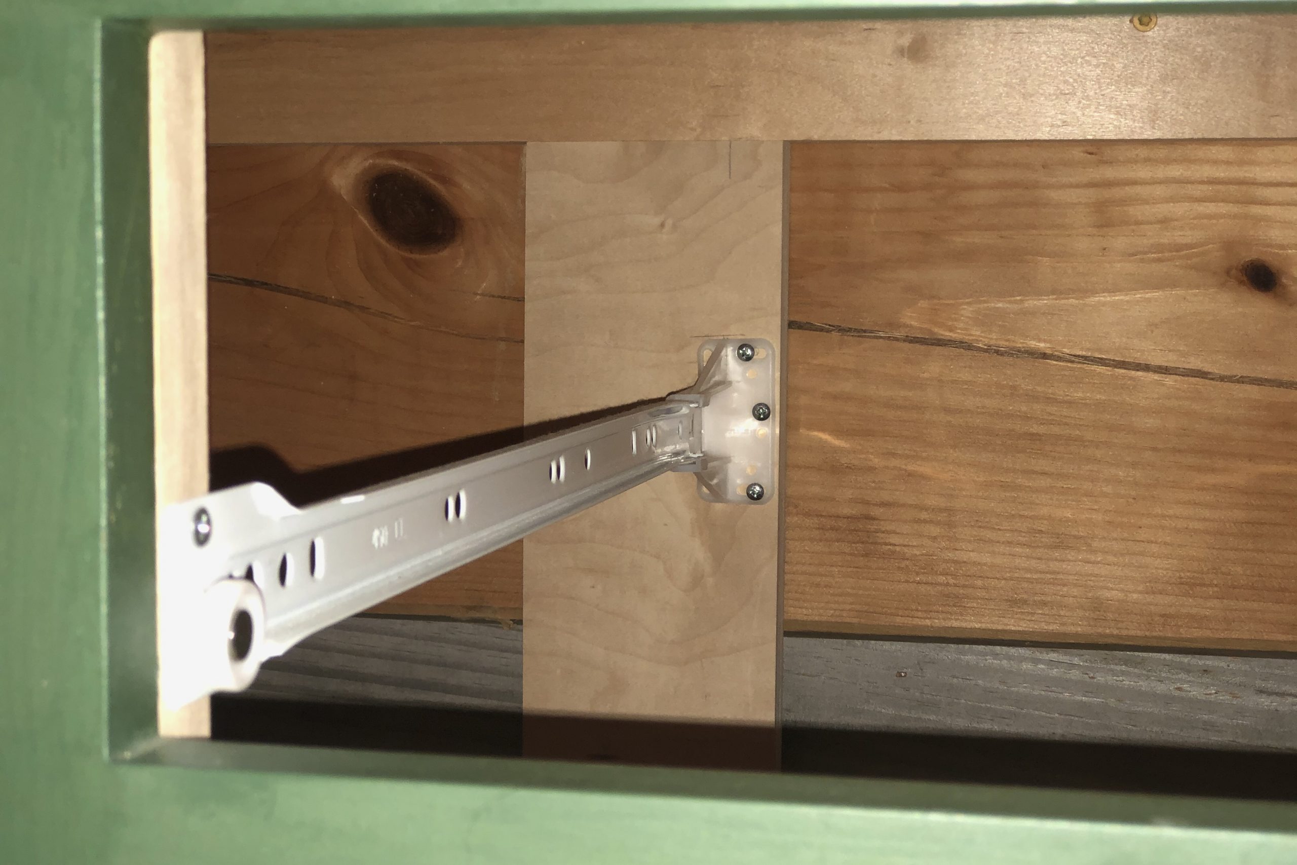 making kitchen cabinets – choices in drawer slides – bob rozaieski